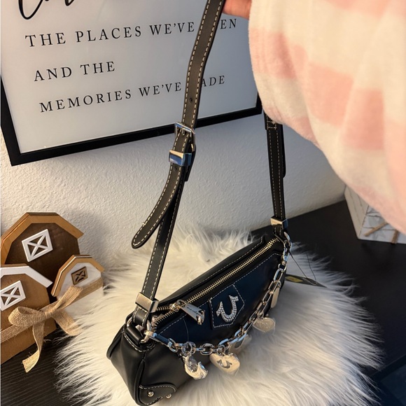 SOLD ON DEPOP- DO NOT BUY - Picture 6 of 6